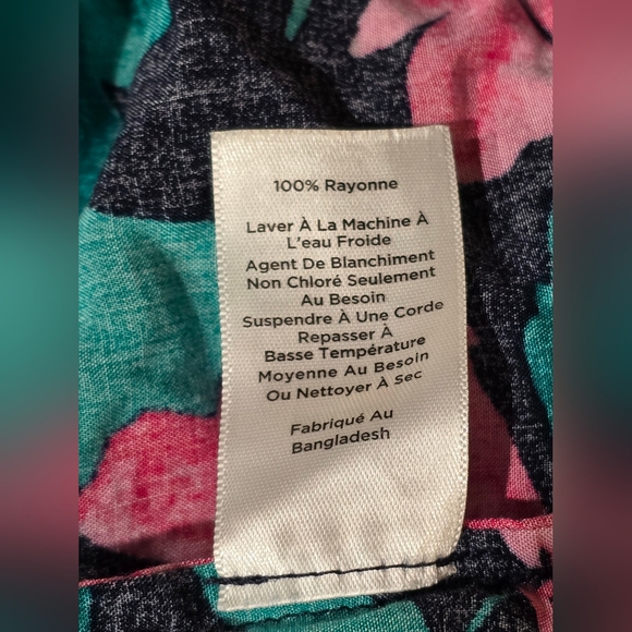 Talbots Navy Blue Floral Pink and Green Women's Top Blouse - Picture 11 of 11